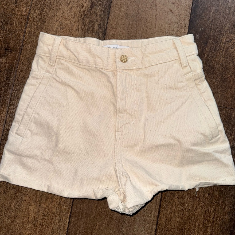 Zara Cream High Waist Shorts